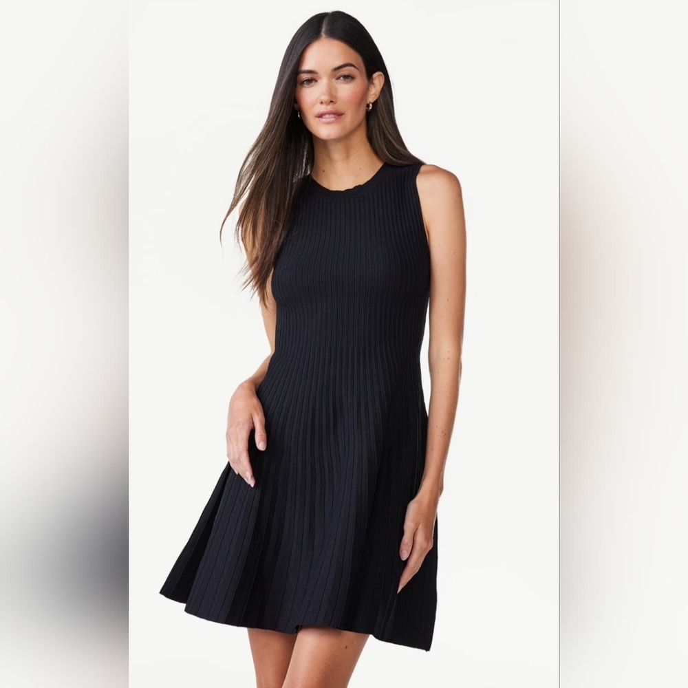 Chic Black Sleeveless Mini Dress